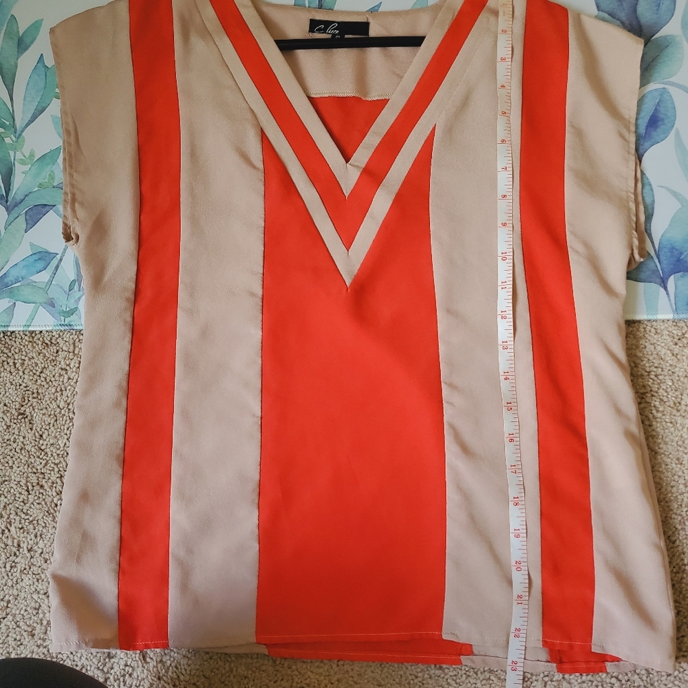 Red blouse - Picture 3 of 4